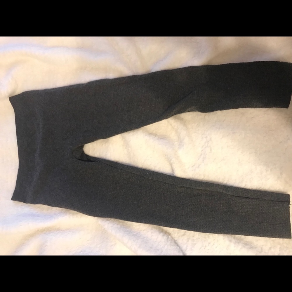 grey leggings